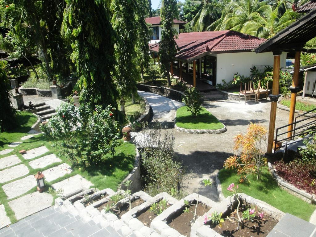 Tasik Ria Resort Manado Exterior foto