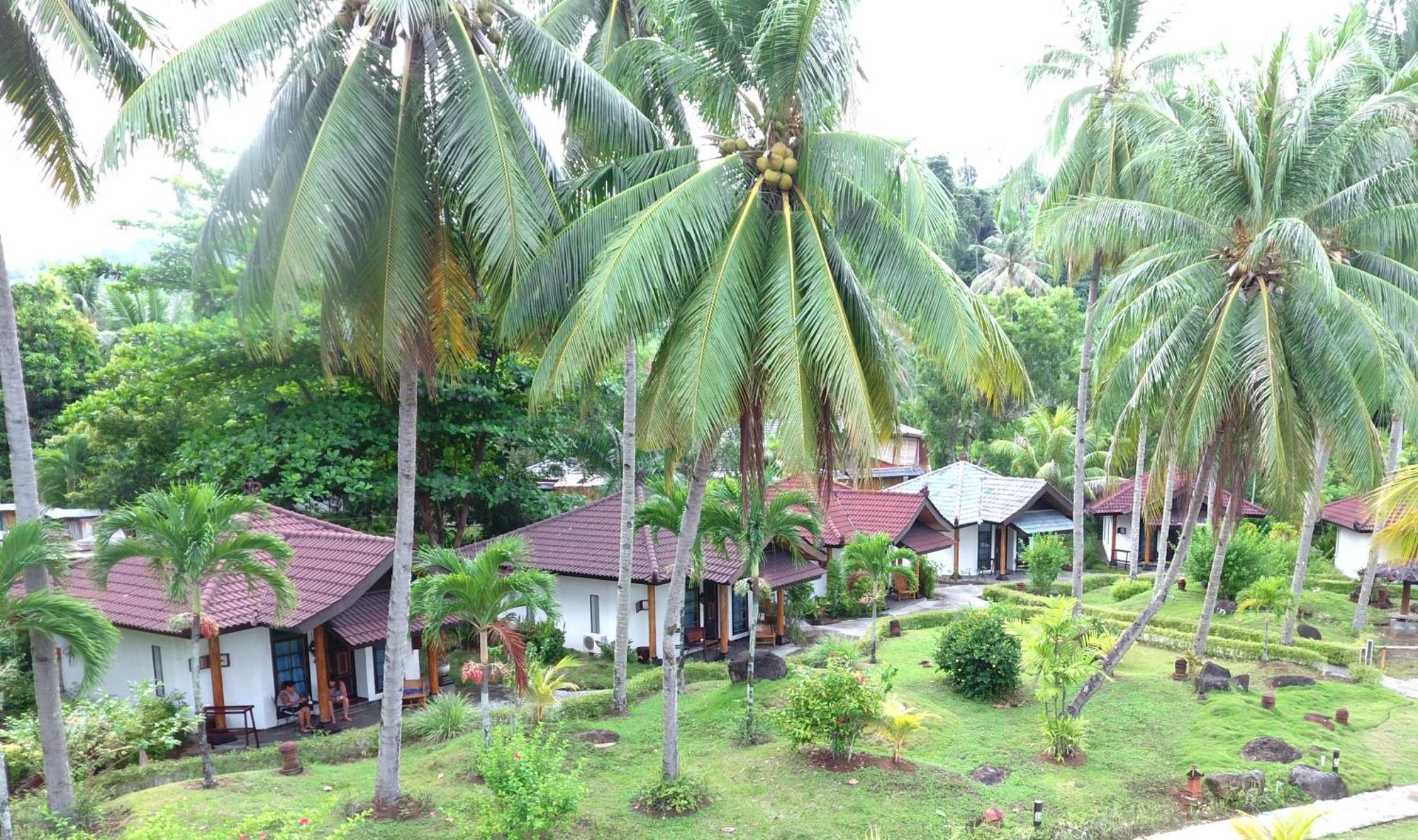 Tasik Ria Resort Manado Exterior foto